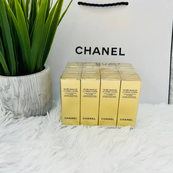 🎉HPx2🎉Chanel Sublimage La Creme Lumiere Lot - Picture 1 of 5